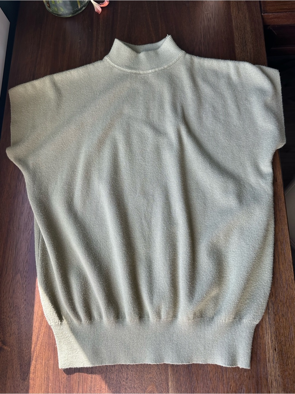 Women's Mock Neck Short-Sleeve Sweater - Sage Green